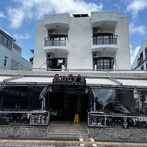 Andy's 3* Marmaris